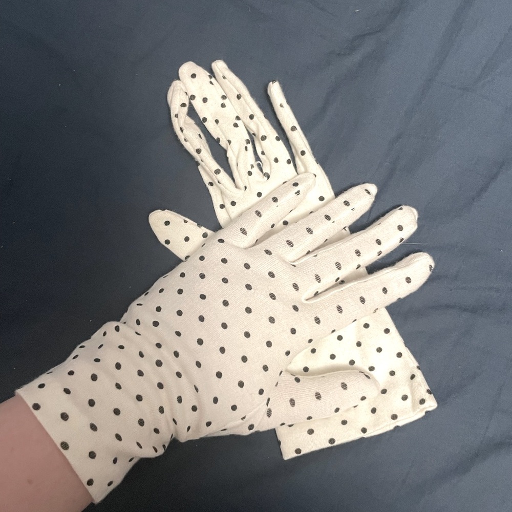 Vintage Formal Dotted Gloves